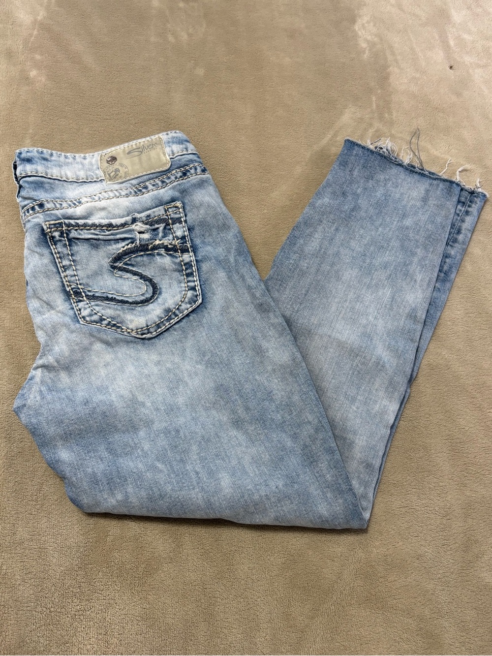 Silver Jeans Aiko Mid Ankle Skinny Light Blue Cropped Frayed Hem Jeans